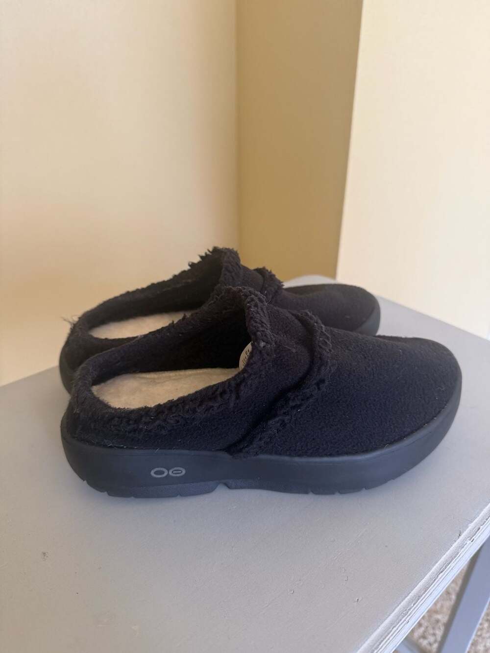 Oofos OOcoozie Mule Black Women's